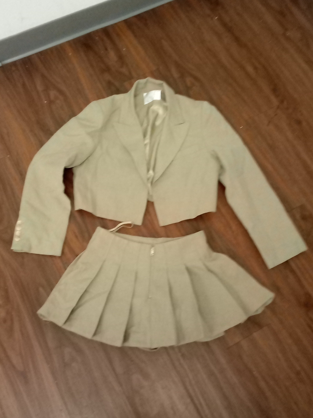 YCH Cropped Blazer and Pleated Skirt Set - Sage Green